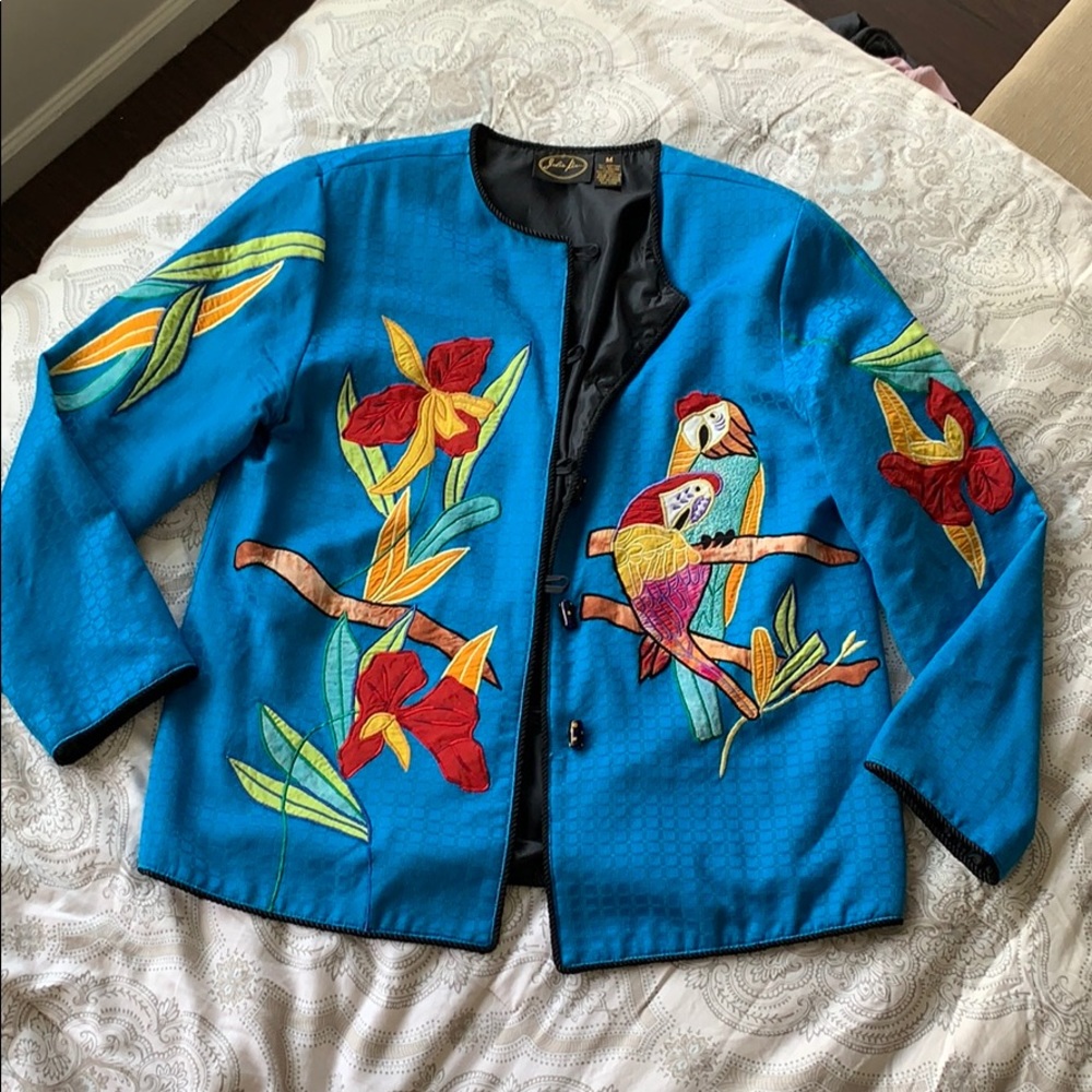 LIKE NEW VINTAGE PIECE FROM JILIA KIM